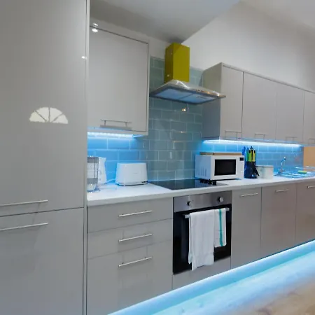 Live In Leeds Greenhill Apartment Leeds (West Yorkshire)