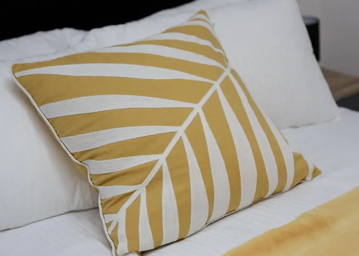 דירה Live In Greenhill לידס