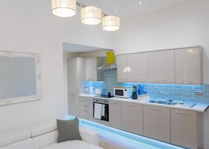 Live In Greenhill Leeds (West Yorkshire)