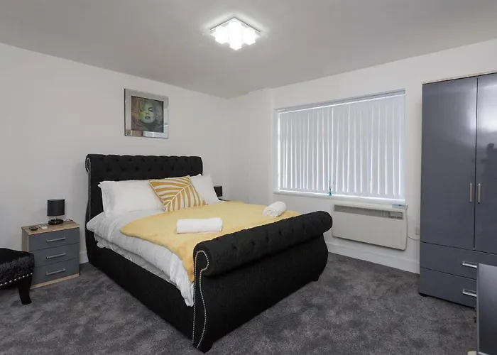 Apartment Live In Greenhill *