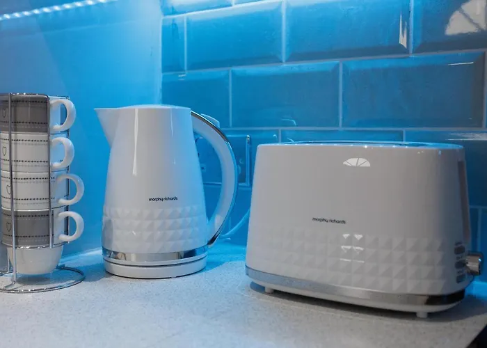 Live In Greenhill Leeds (West Yorkshire)