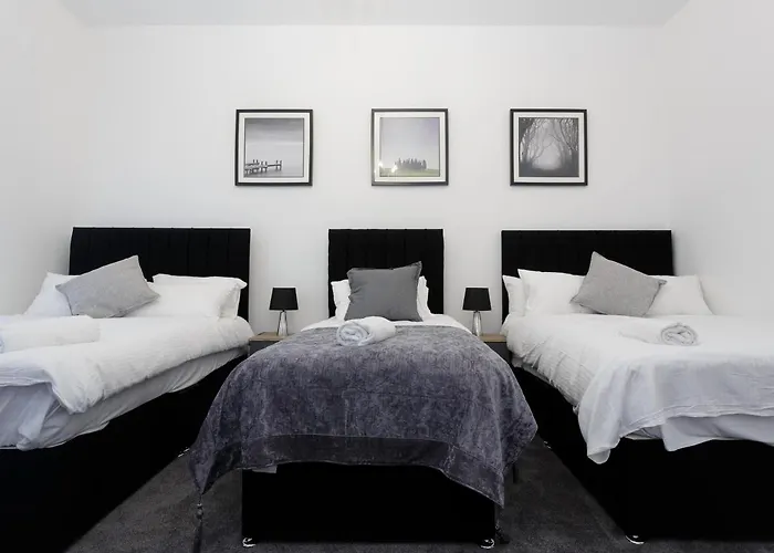 Apartment Live In Greenhill