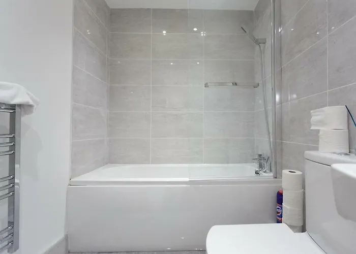 Apartment Live In Greenhill *